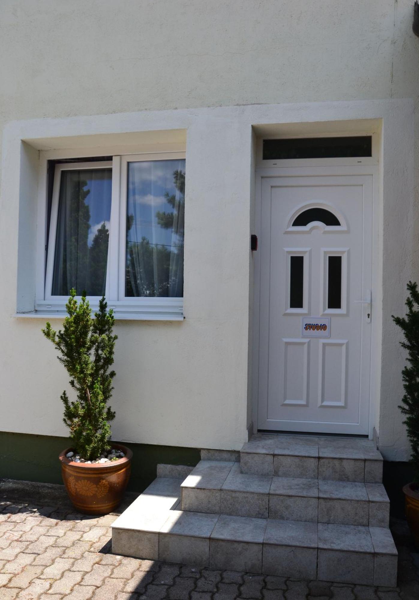 Akvamarin Apartman Keszthely Εξωτερικό φωτογραφία